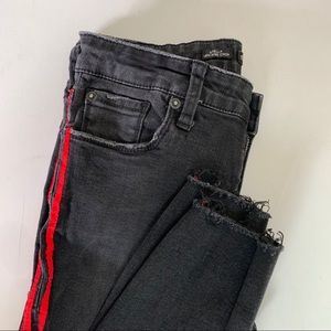 STS Blue Cropped Black Jeans